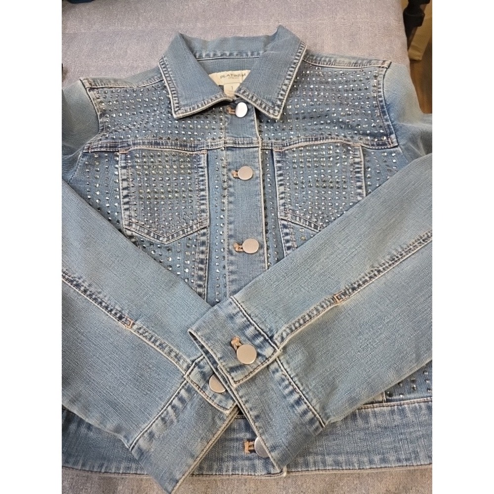 PLATINUM CHICOS Womens light‎ washDenim Jacket Rhinestones Size 1 (8)/(M) - Picture 9 of 11